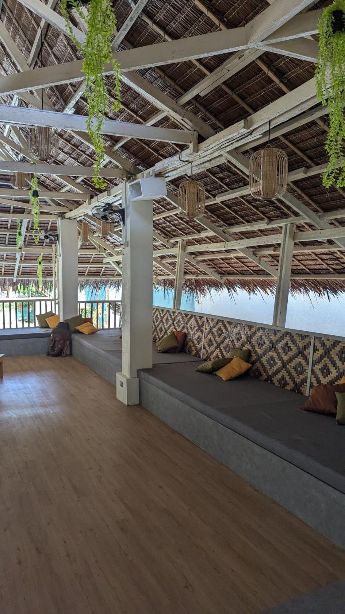 Happiness Hostel Boracay Balabag  Esterno foto